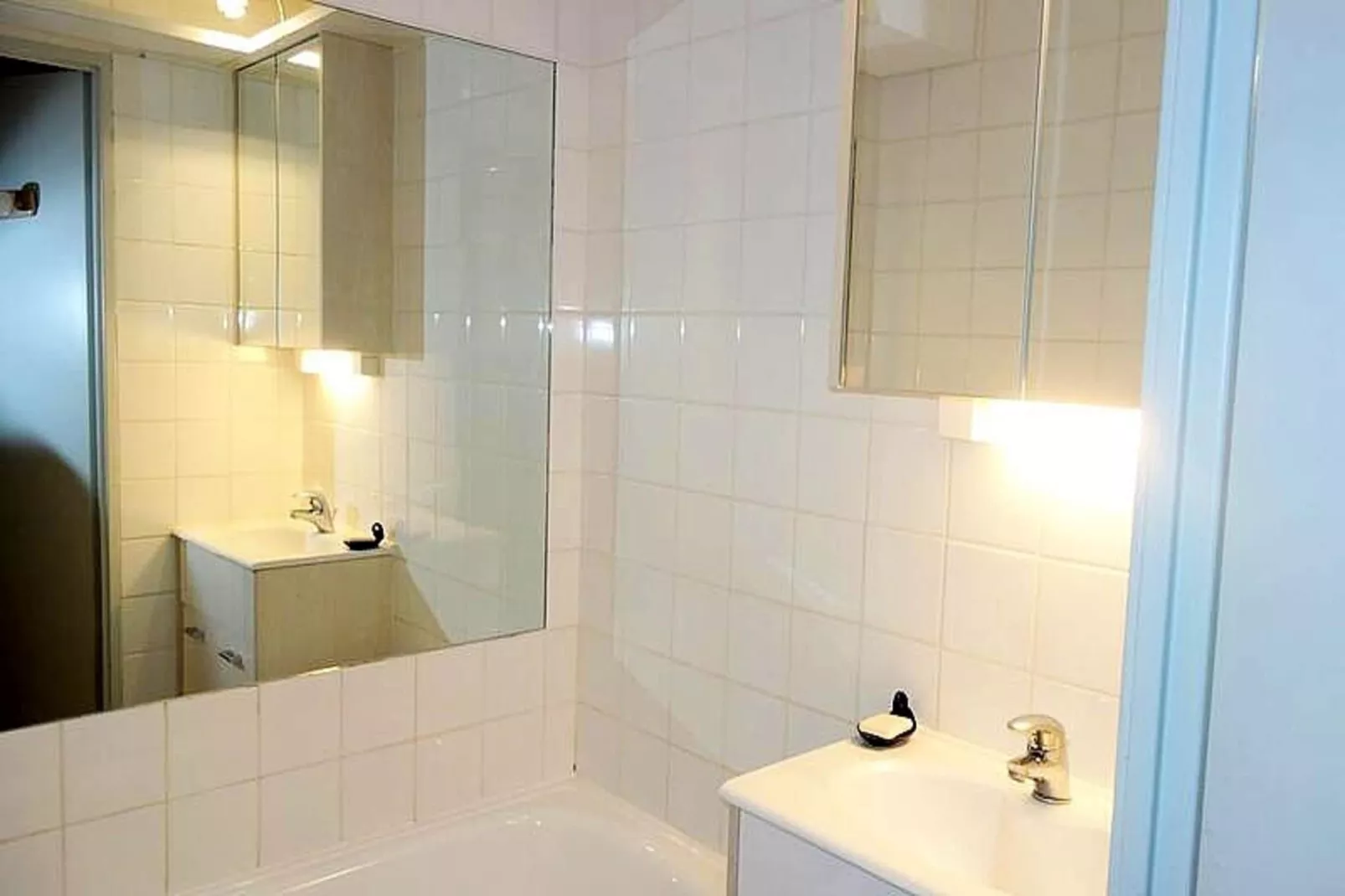 Résidence 4 Soleils-Badkamer