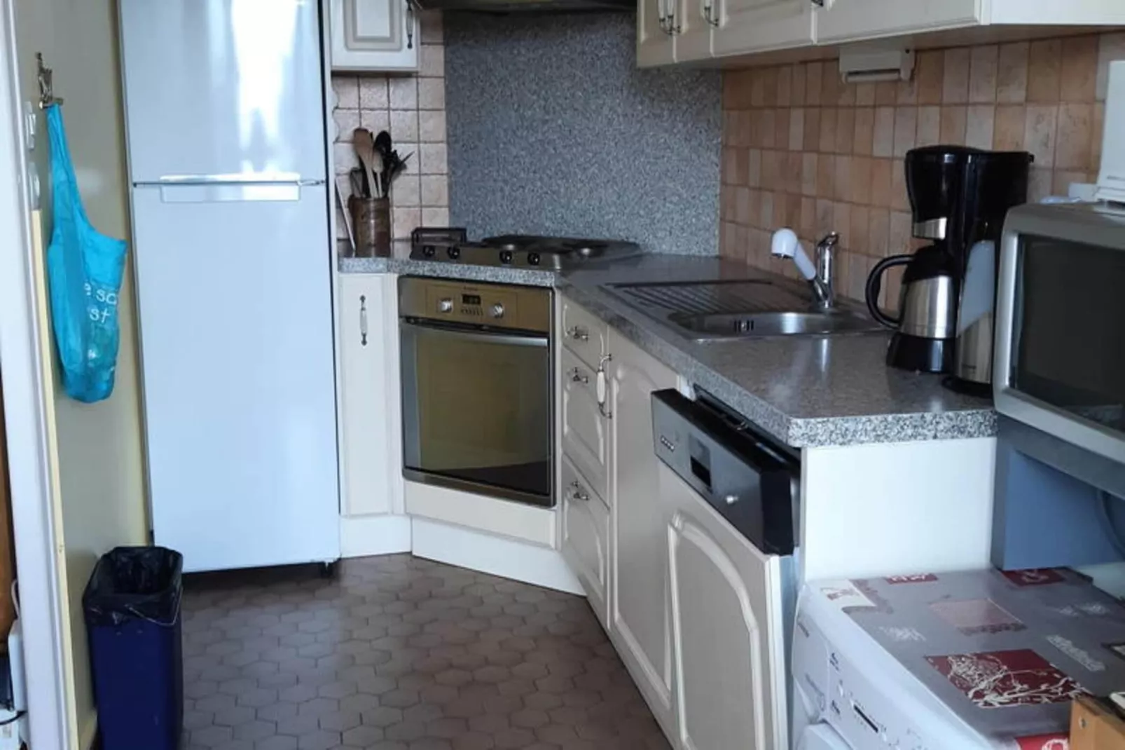 Résidence Cabourg A-Keuken