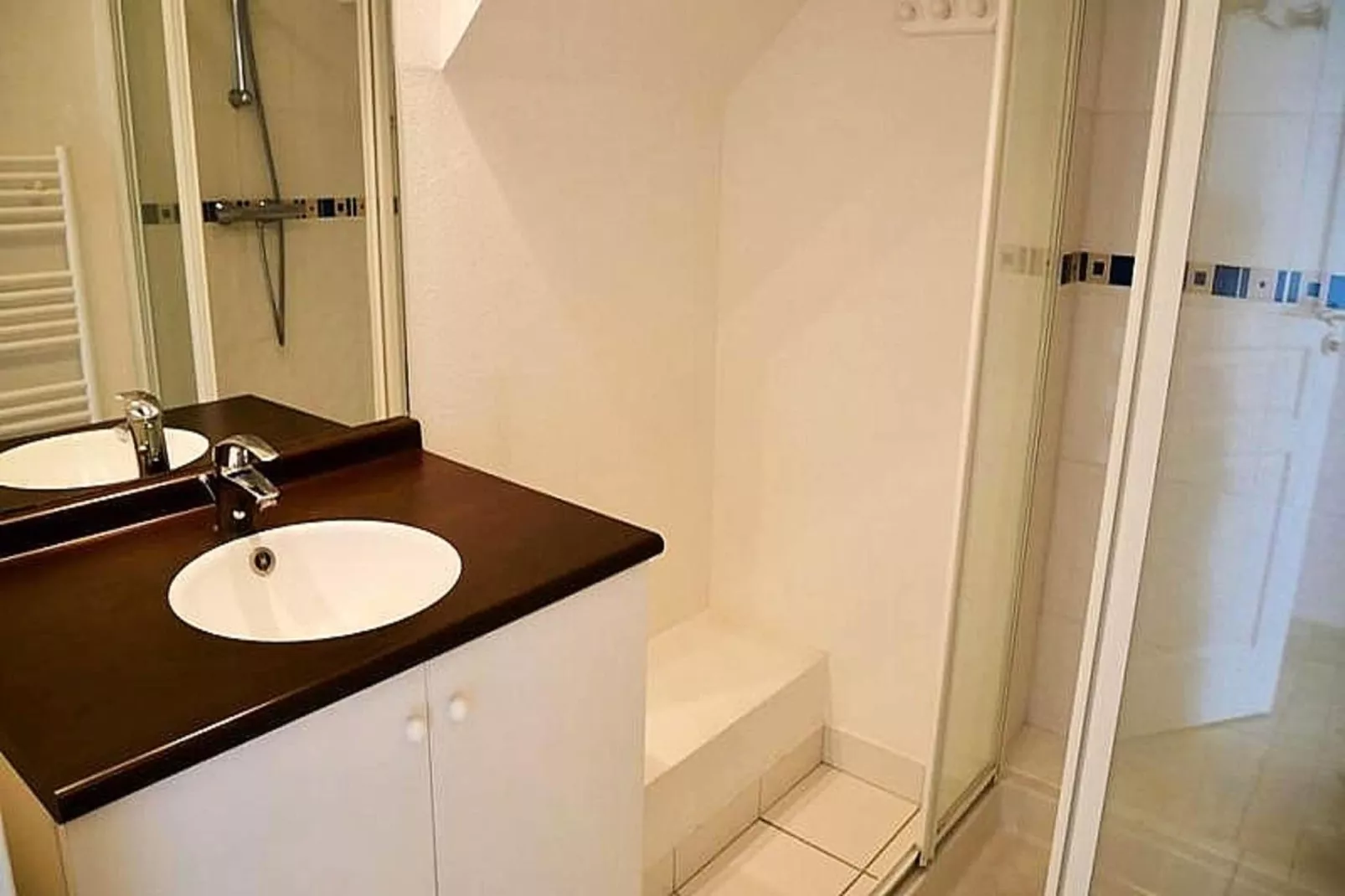 Résidence Ker Eden-Badkamer