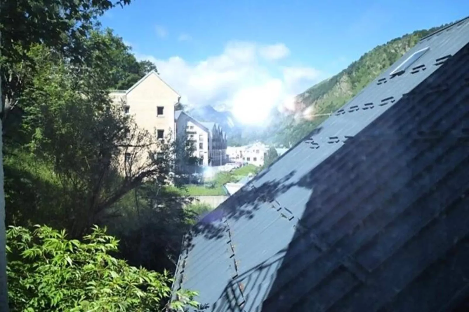 Résidence Astazou-Buitenkant zomer