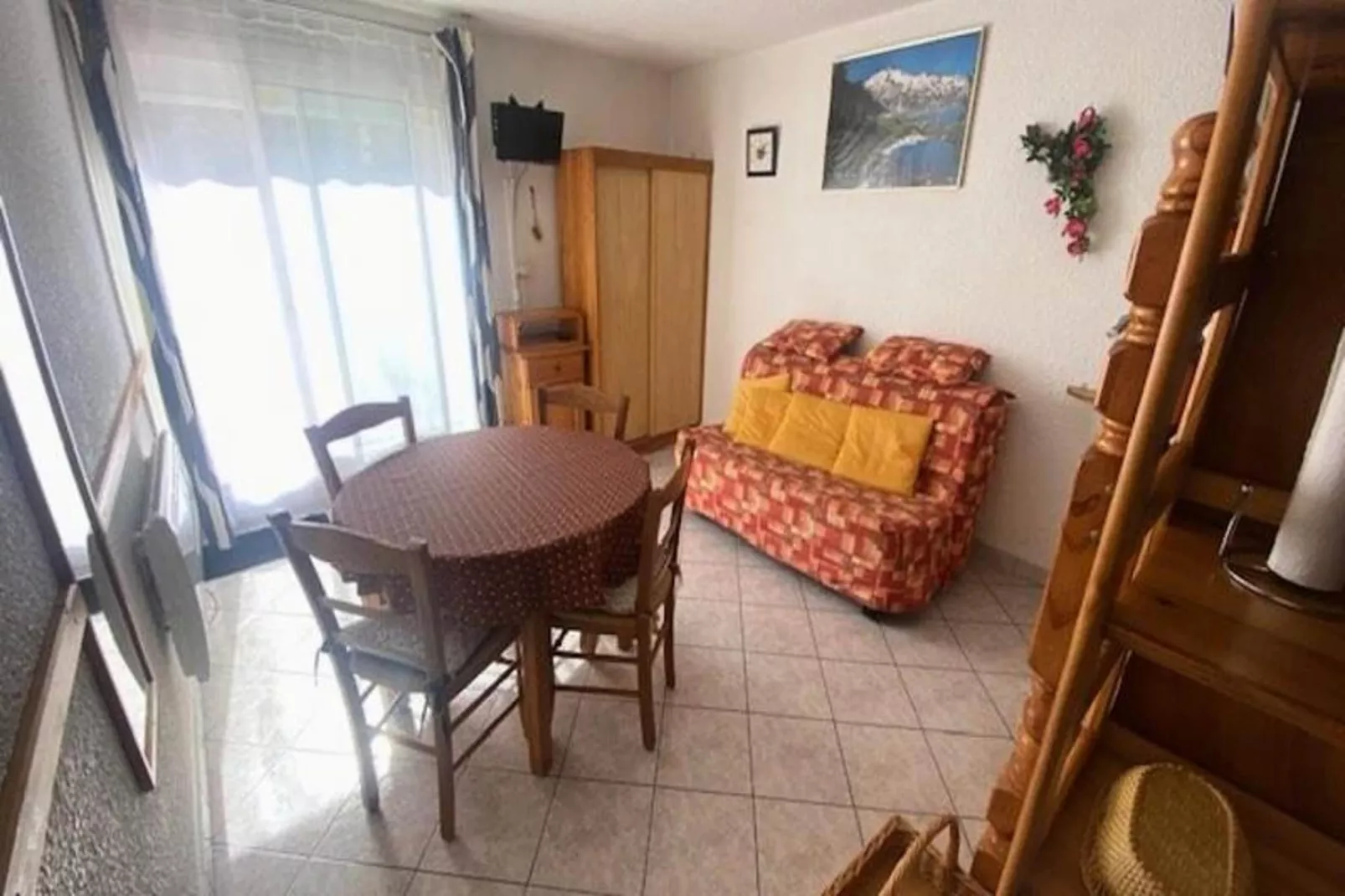 Résidence Neouvielle-Eetkamer