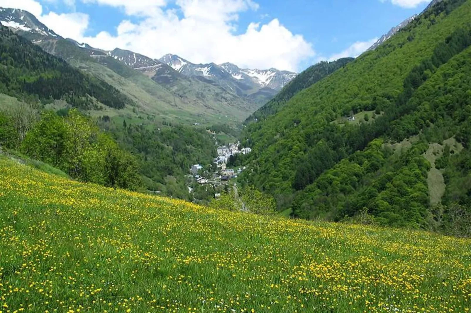 Résidence Pre De Camille-Eetkamer