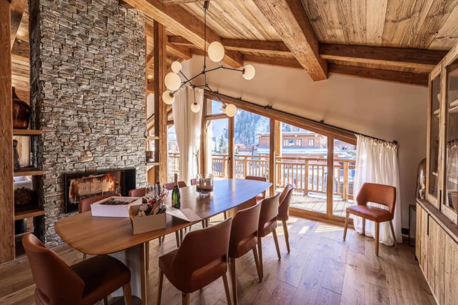 Résidence Bois Des Barmes-Eetkamer