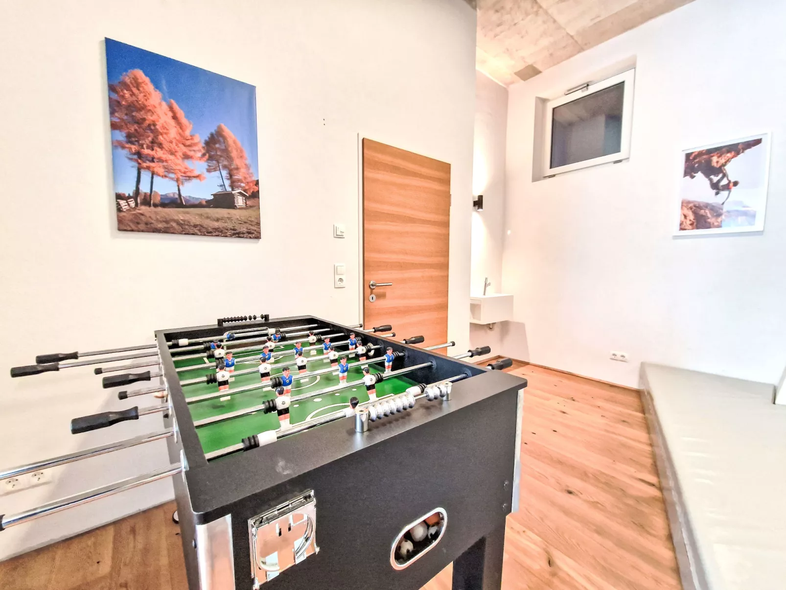 The Rock Design-Binnen