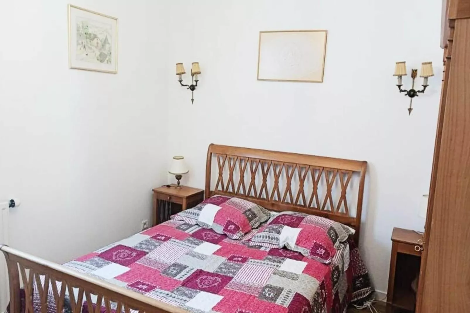 Résidence Le Bergentrum-Buitenkant zomer