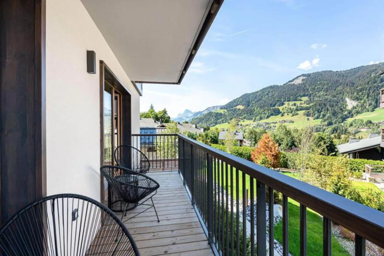 Résidence Stallion B-Buitenkant zomer