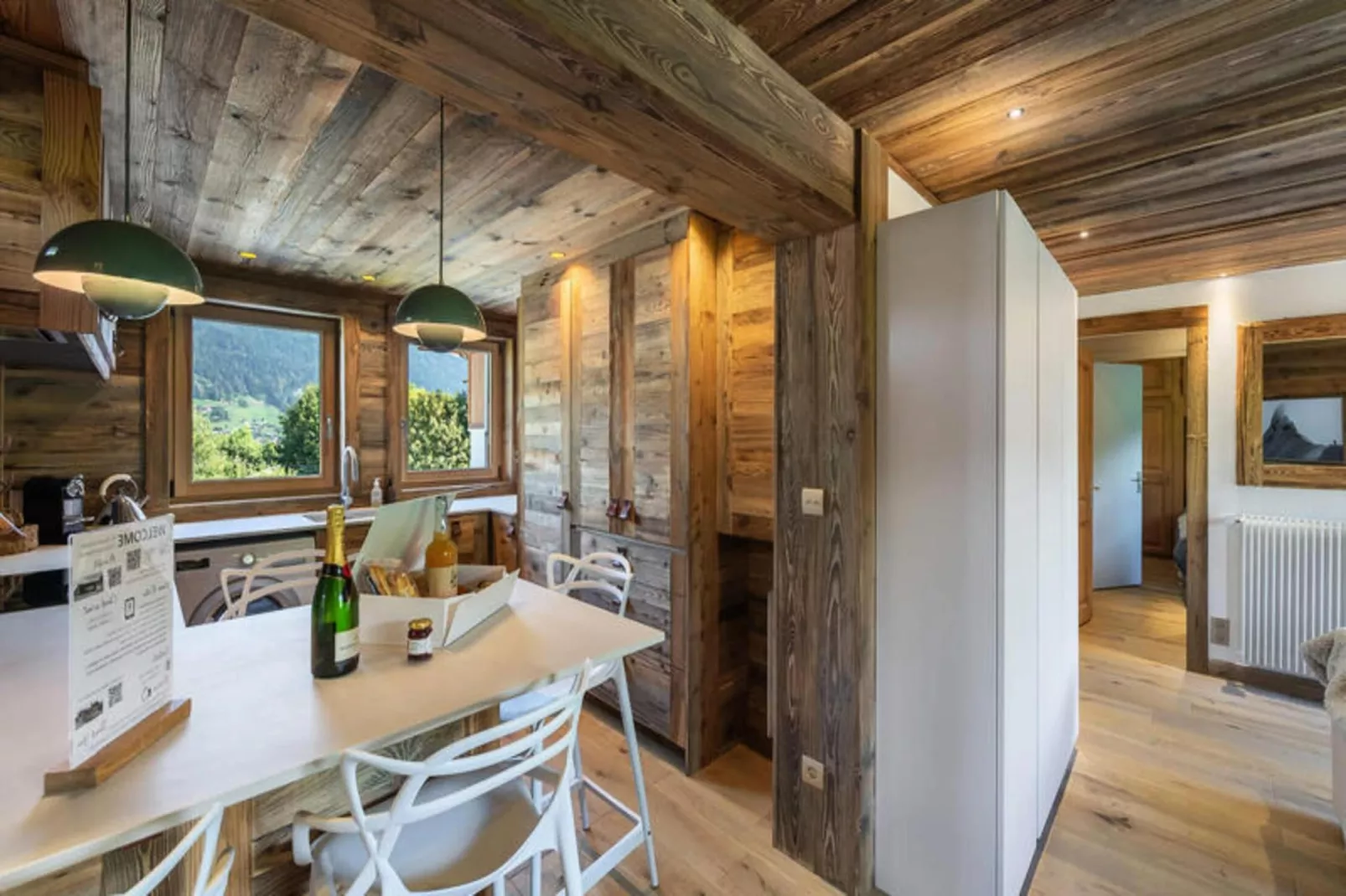 Résidence Le Clos Du Martinet-Eetkamer