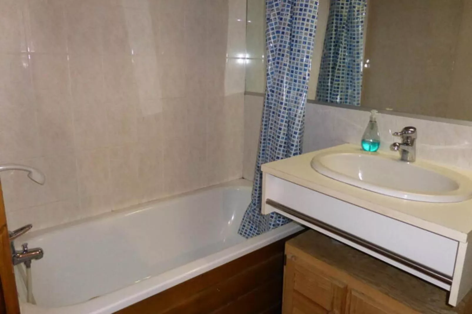 Résidence Les Cimes D'or A-Buitenkant zomer