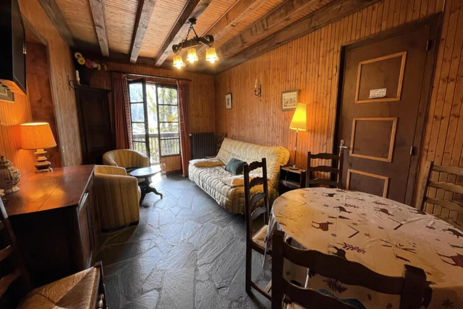 Appartements à La Clusaz-Eetkamer