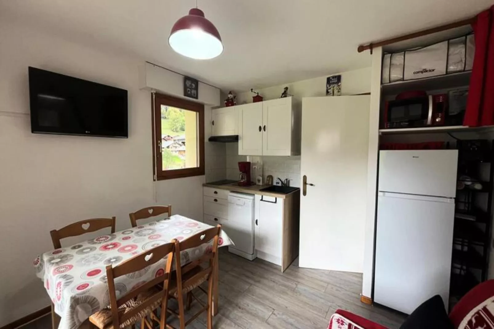 Résidence Les Myrtilles-Eetkamer