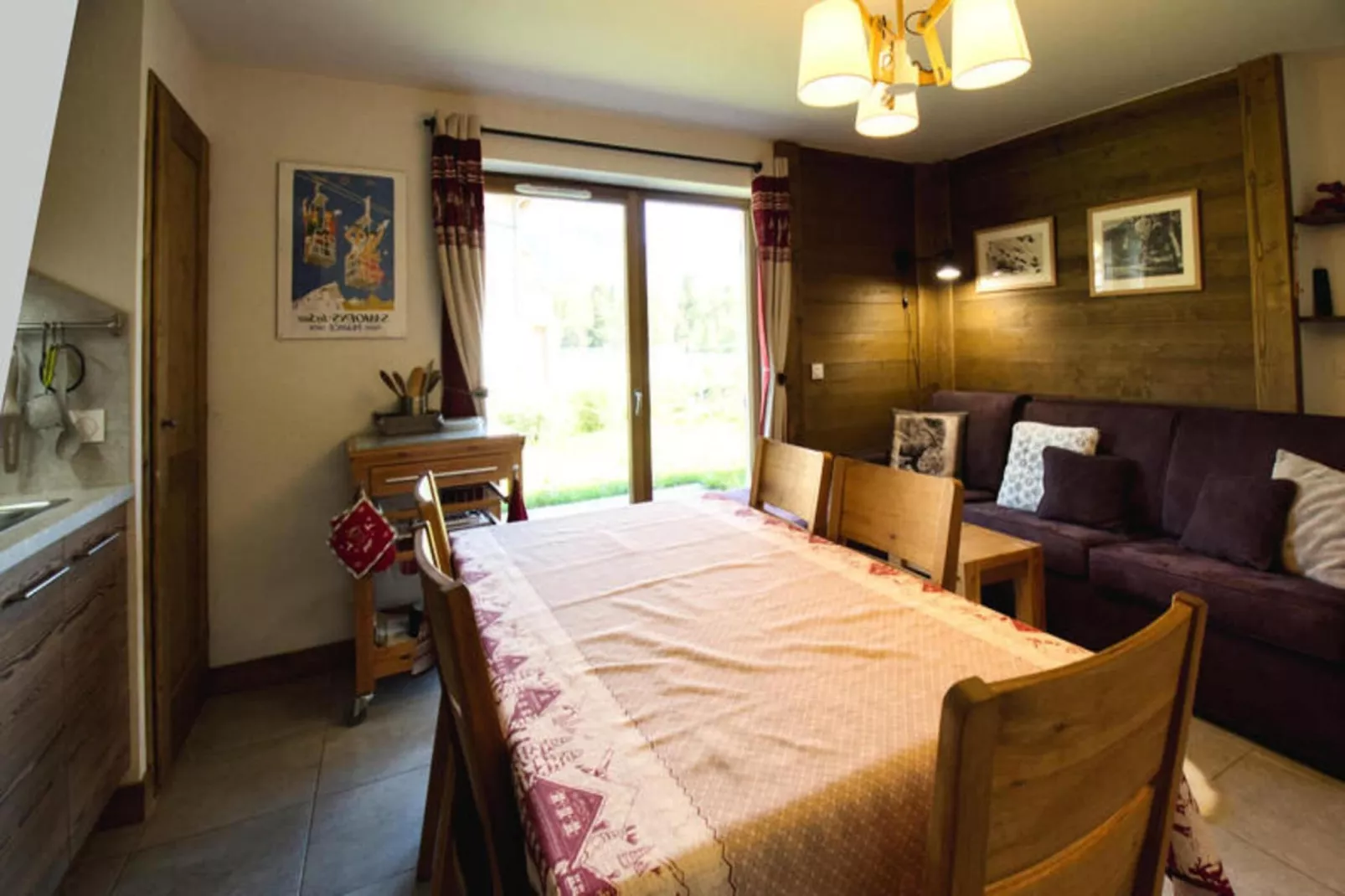 Résidence Niveoles Bat A-Buitenkant zomer