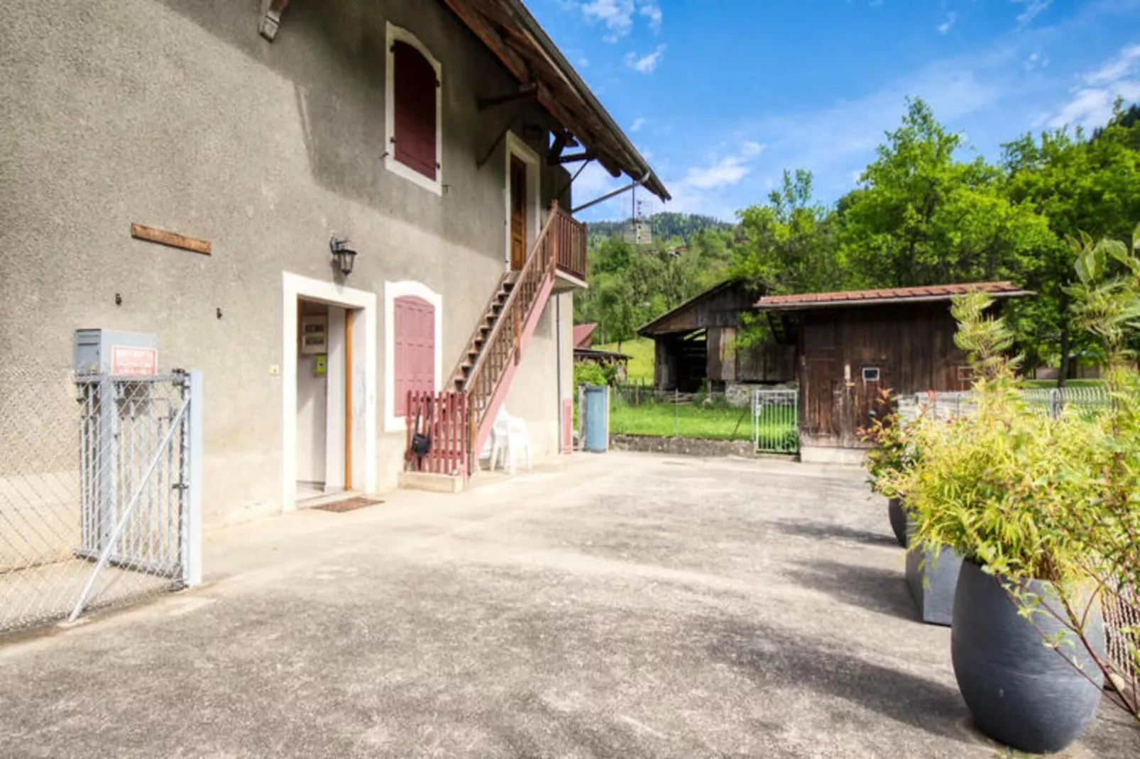 Chalet Alpagiste-Buitenkant zomer