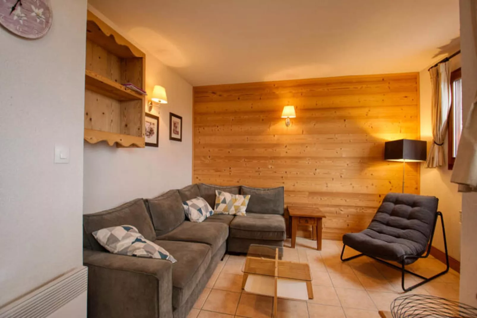 Résidence Jardin Alpin Bat B-Buitenkant zomer