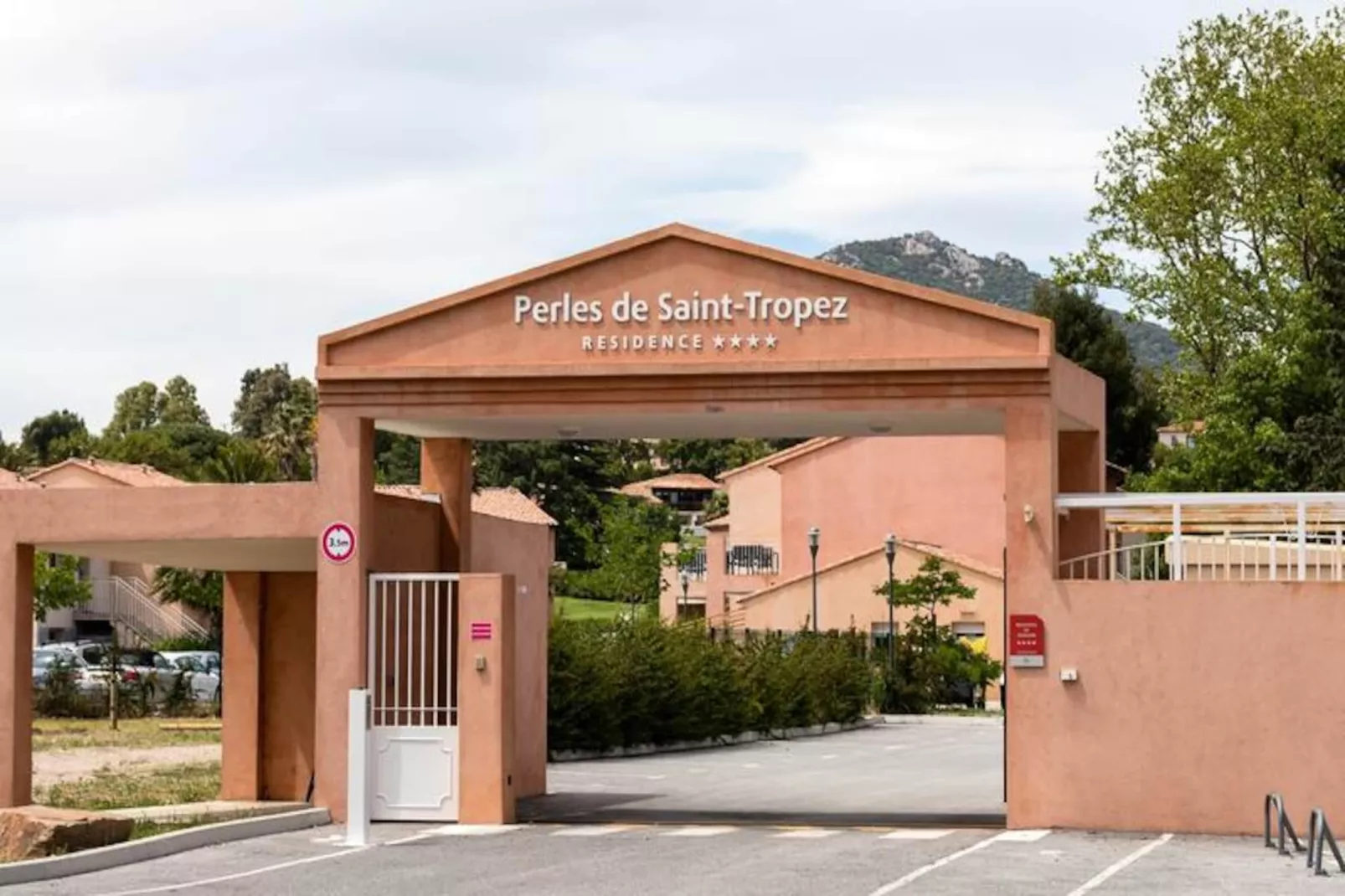 SOWELL RÉSIDENCES Les Perles de Saint Tropez****-Image-tags.