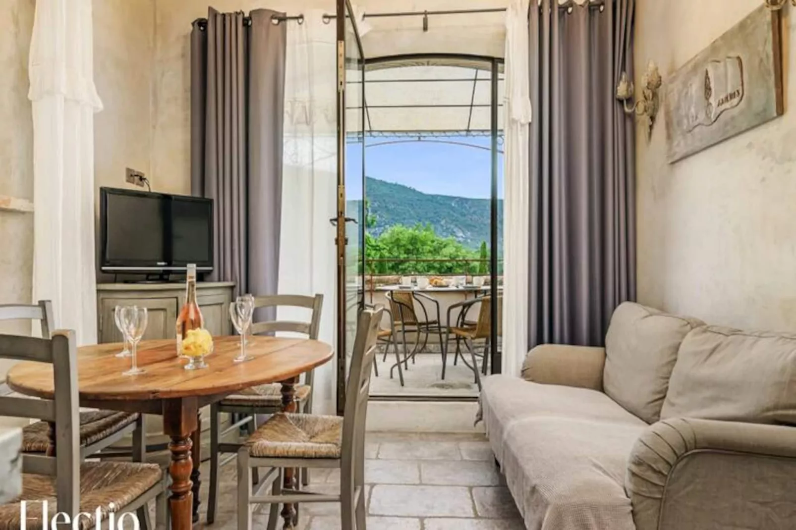 Loggia Du Vallon  I  R&eacute;sidence Les Petitons-Image-tags.