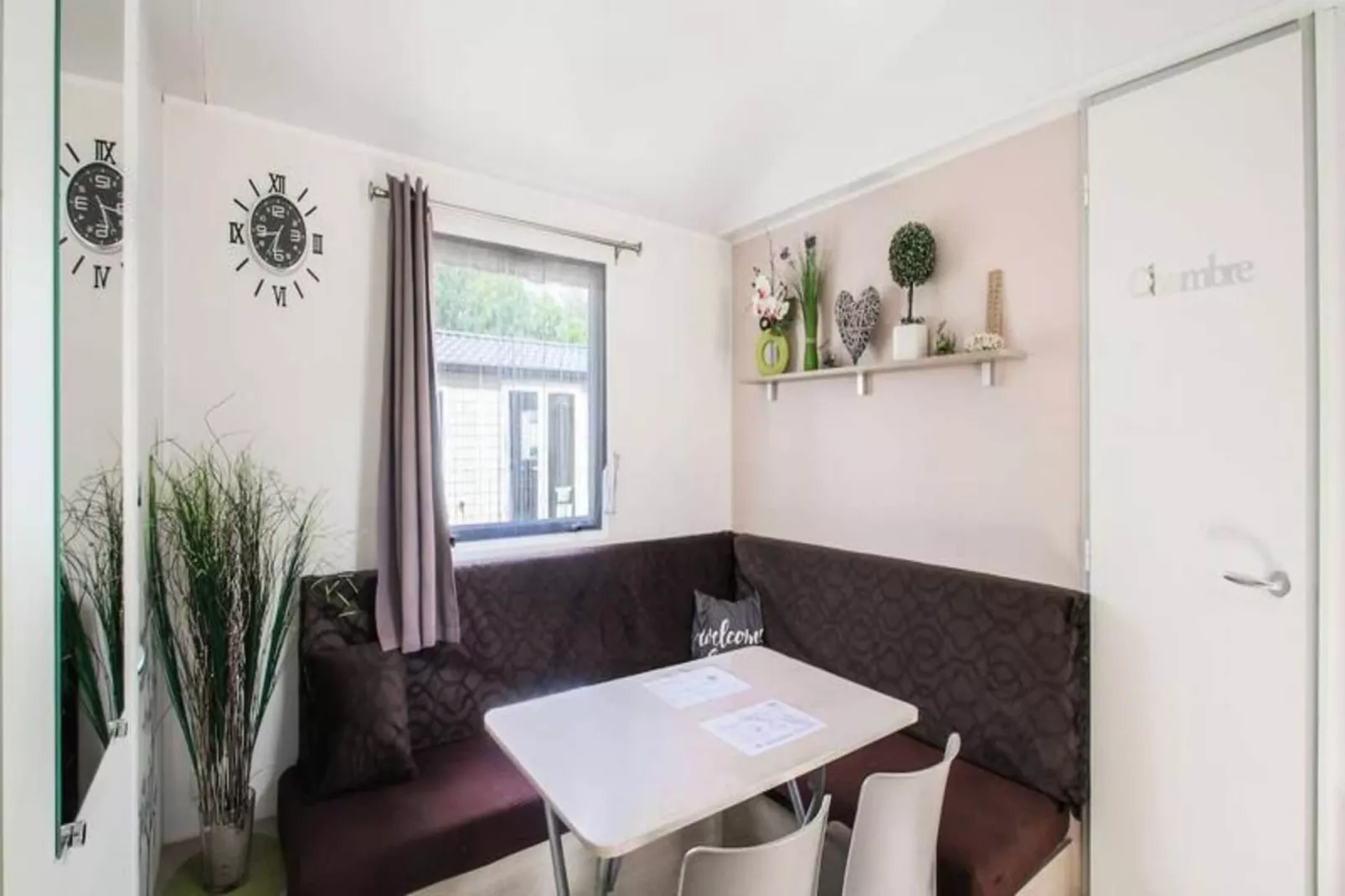 Mobil-home 6 pers. avec accès piscine et complexe aquatique-Buitenkant zomer