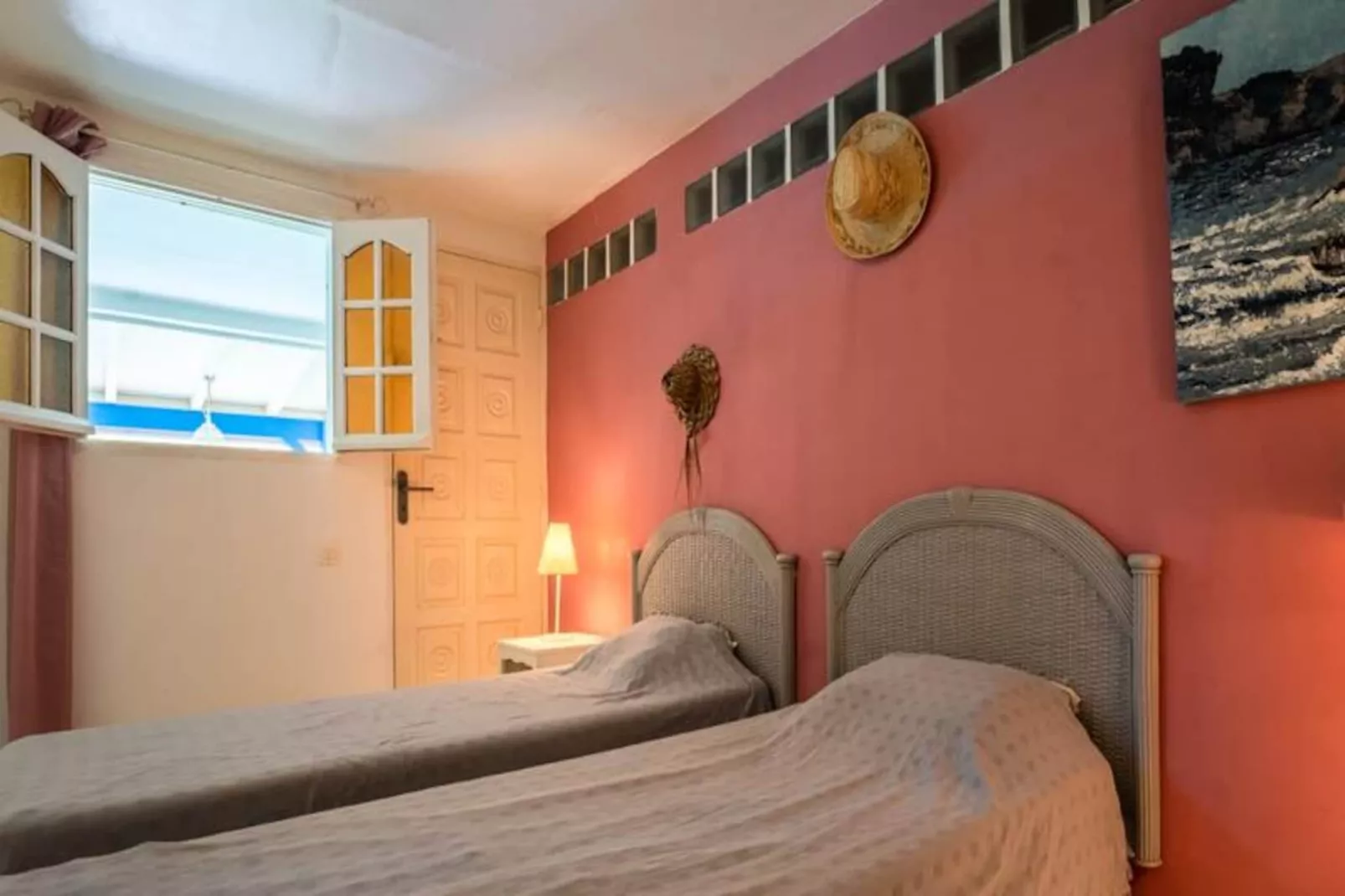 Villa Bougainvillier-Image-tags.