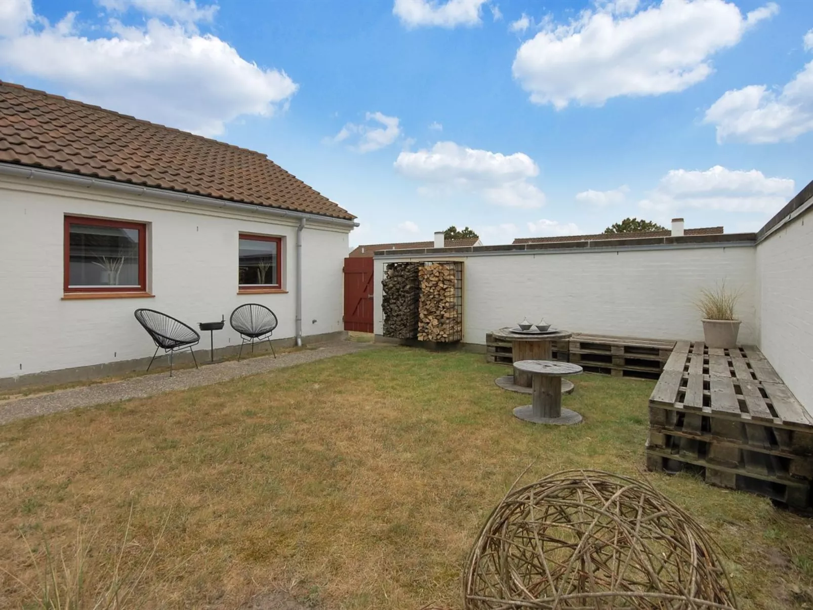 "Frieda" - 7.2km from the sea-Buiten