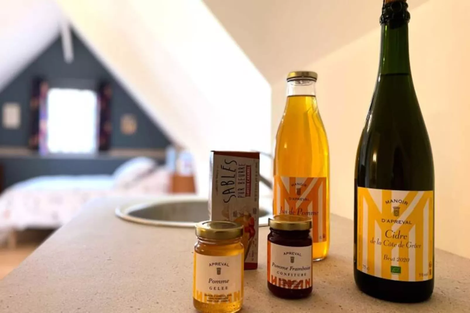 🍎 La Tourterelle - Domaine D'apreval - Campagne-Image-tags.