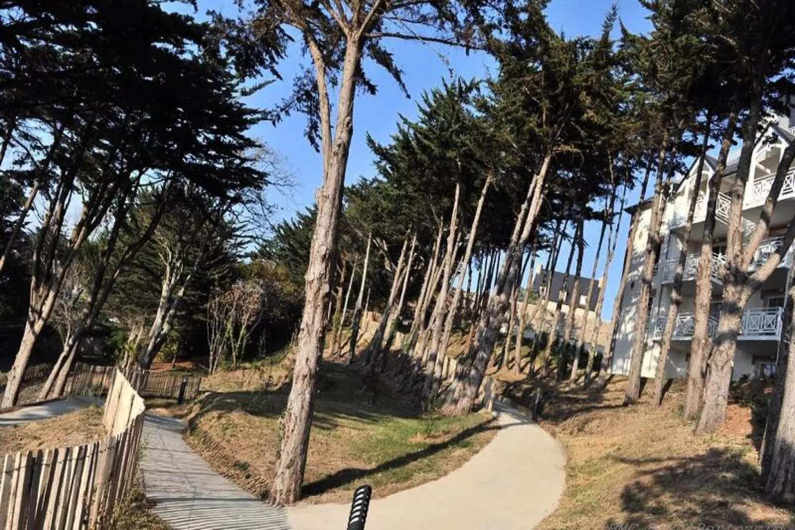 Résidence Les Villas du Spa****-Buitenkant zomer