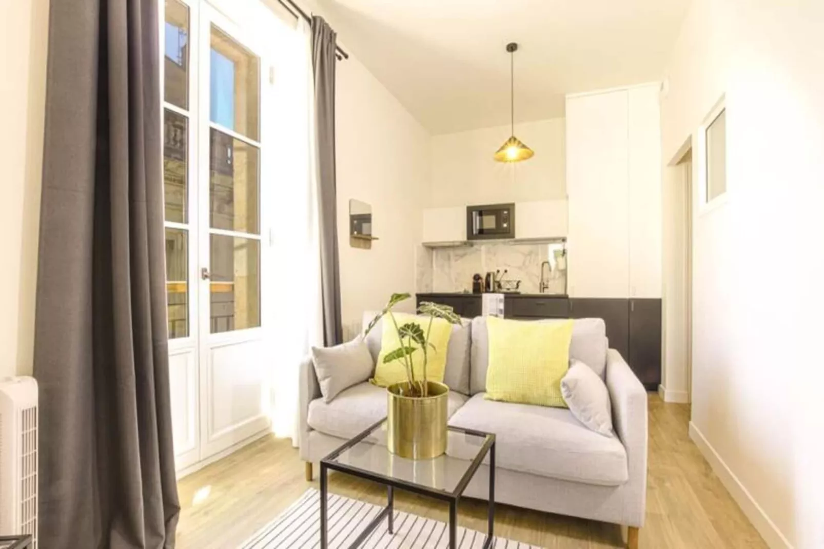 Appartement Aux Prestations Cozy Et Moderne En Hypercentre Pour 4 Personnes-Buitenkant zomer