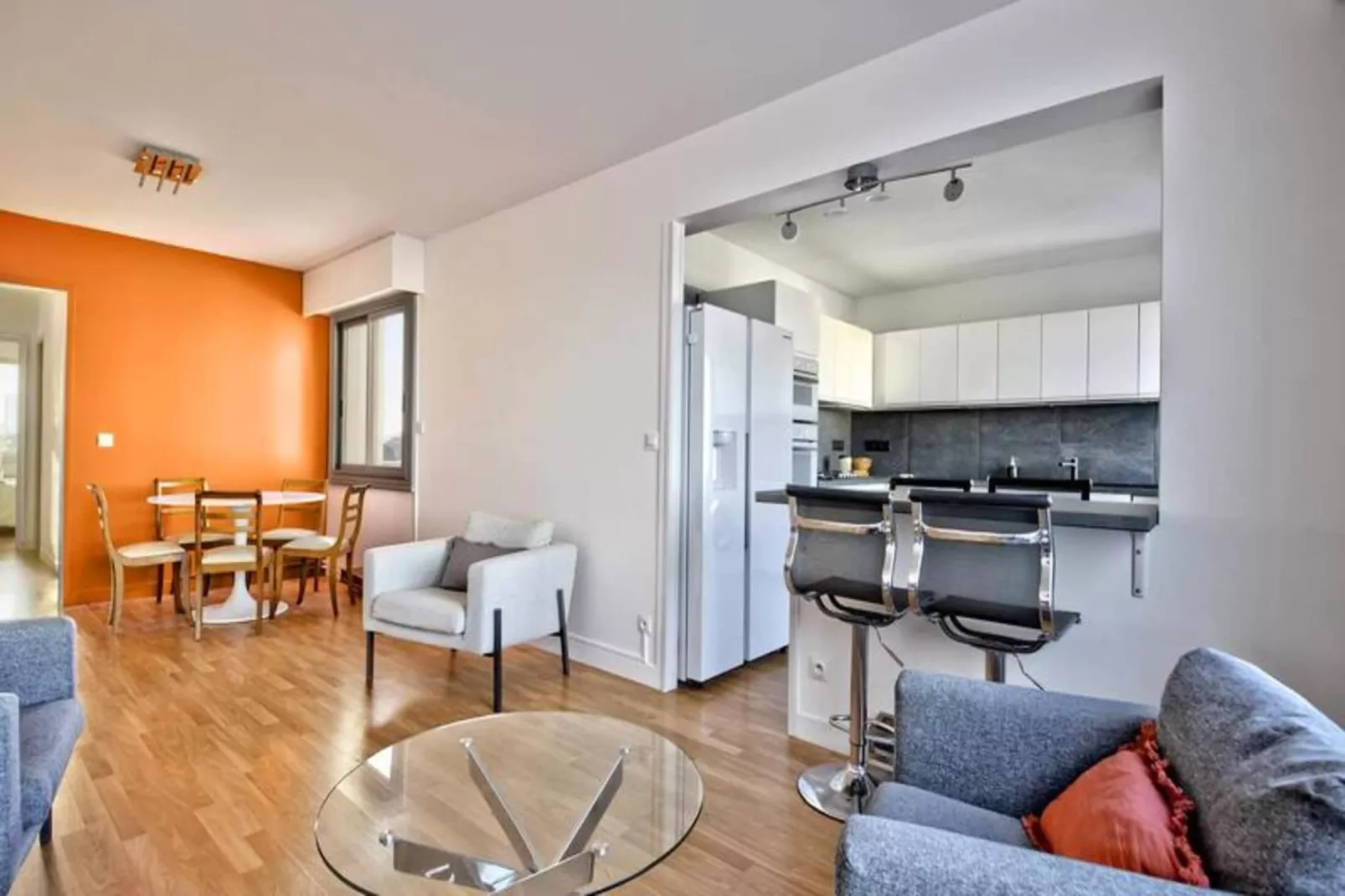 Résidence Les Perlières-Buitenkant zomer