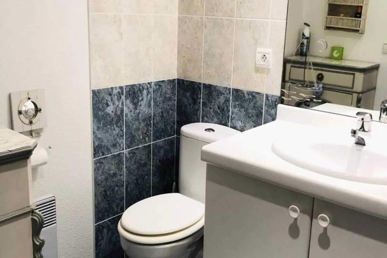 Résidence L'orangeraie-Badkamer