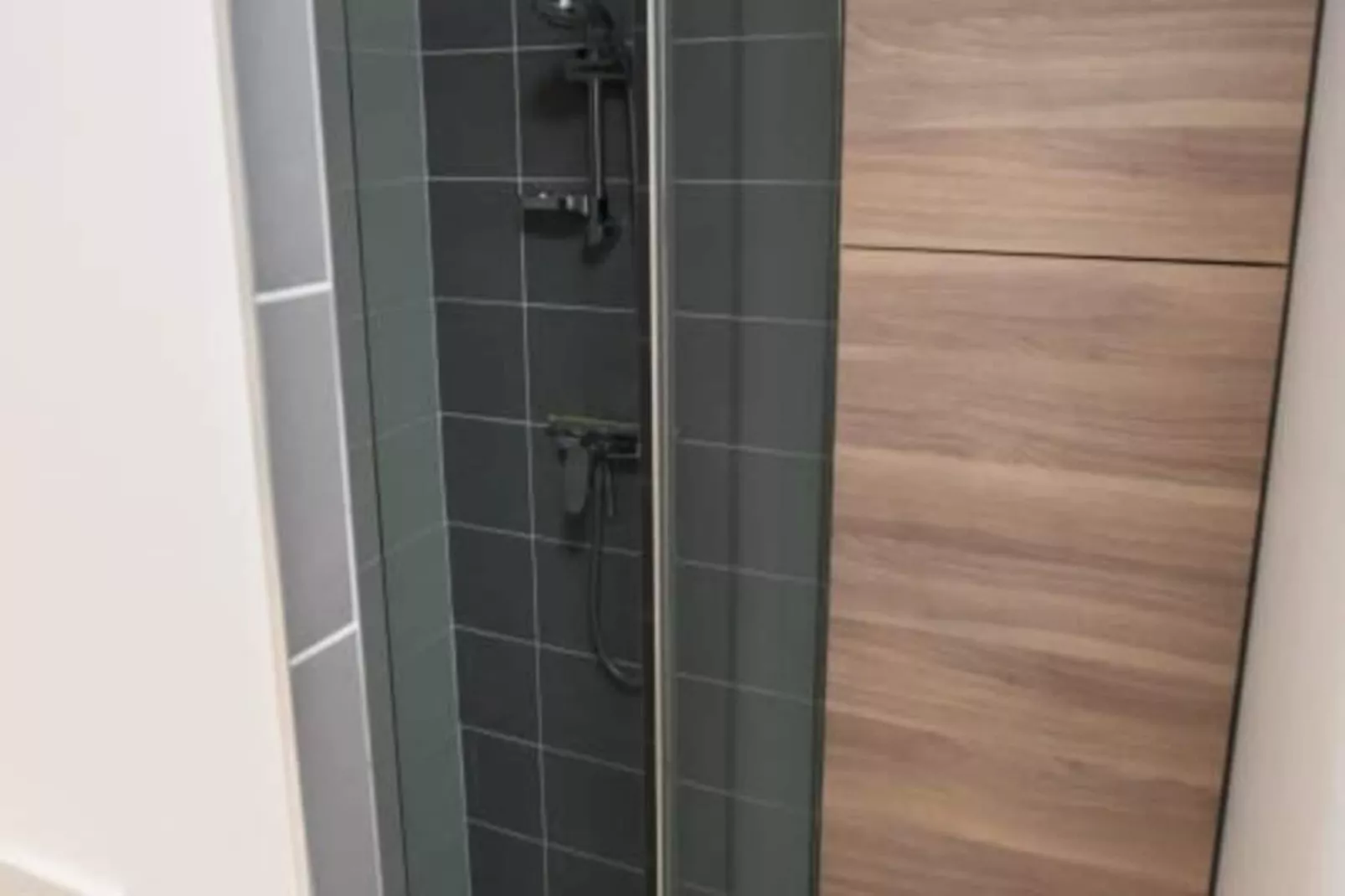 T4 Climatis&eacute; Avec Piscine &agrave; 400m De La Mer-Image-tags.