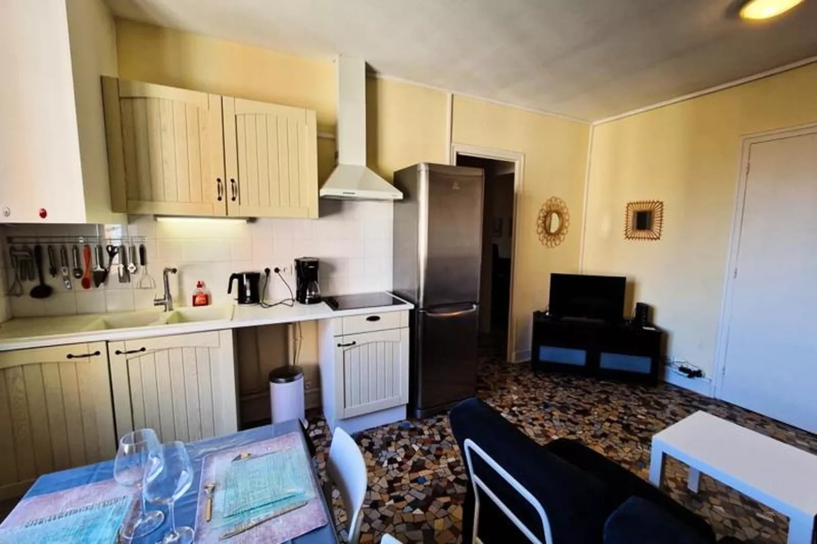 Le Spacieux T3 Pour 4 Proche De Gem Et La Gare 🗻-Keuken