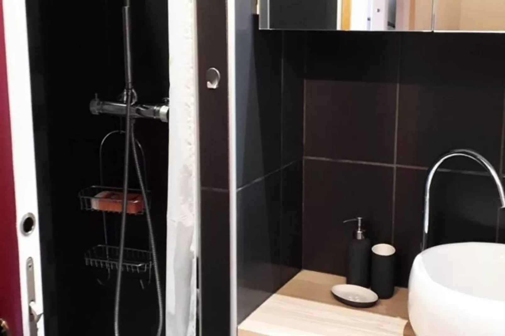 Résidence Helios - Badkamer