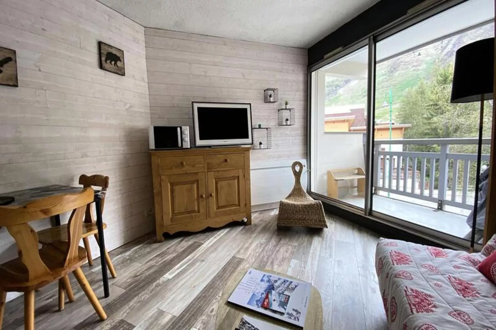 Résidence Kandahar-Eetkamer