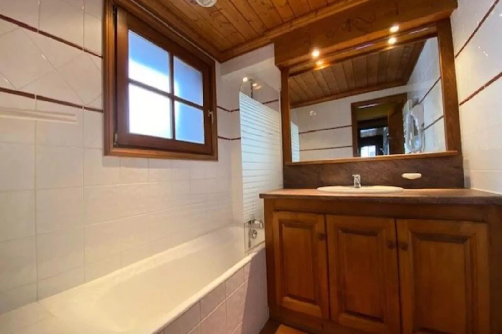 Résidence Alpina Lodge-Badkamer