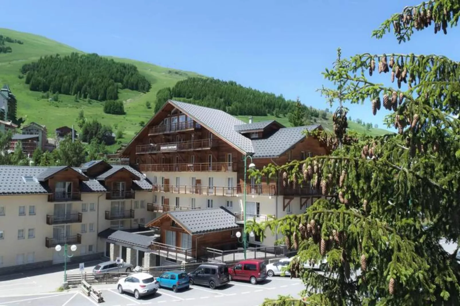 Résidence Odalys L'Ours Blanc-Buitenkant zomer