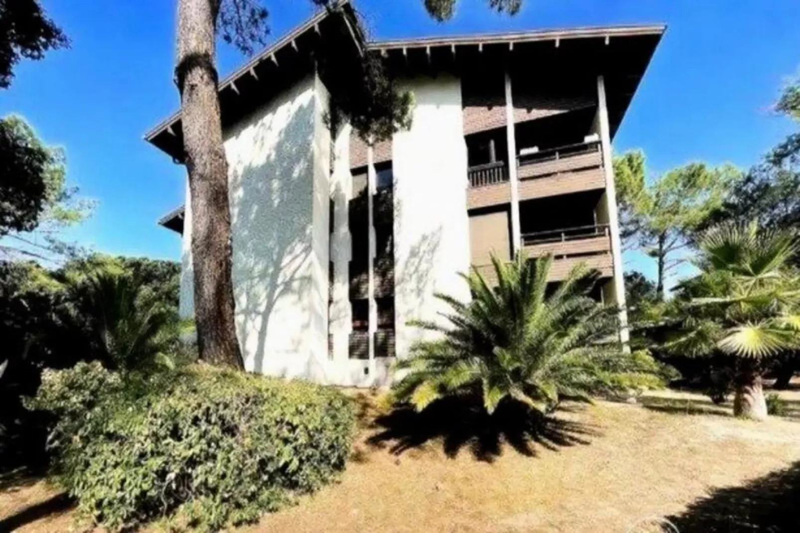 Résidence Marensin-Buitenkant zomer