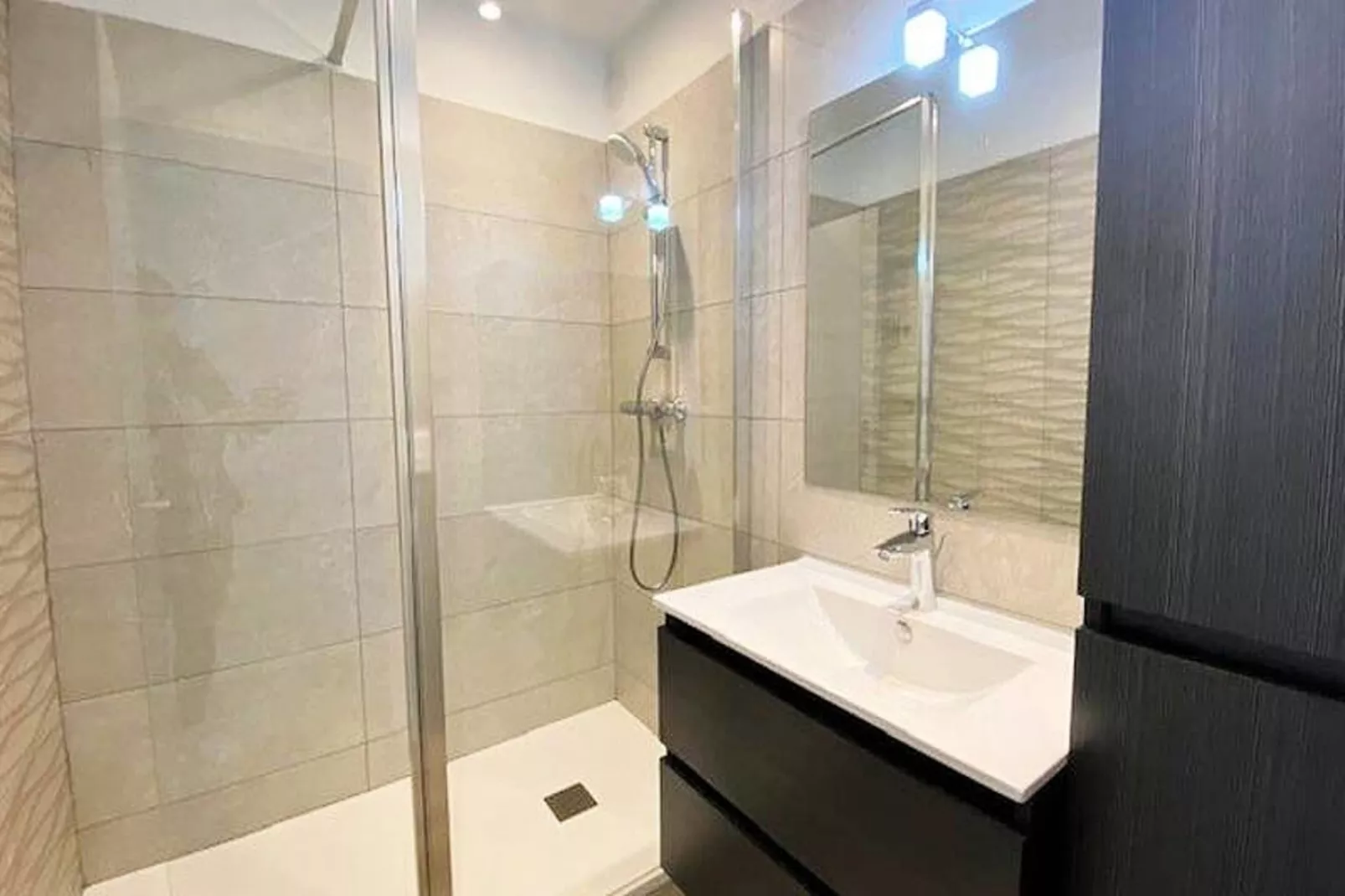 Résidence Ker Avel-Badkamer