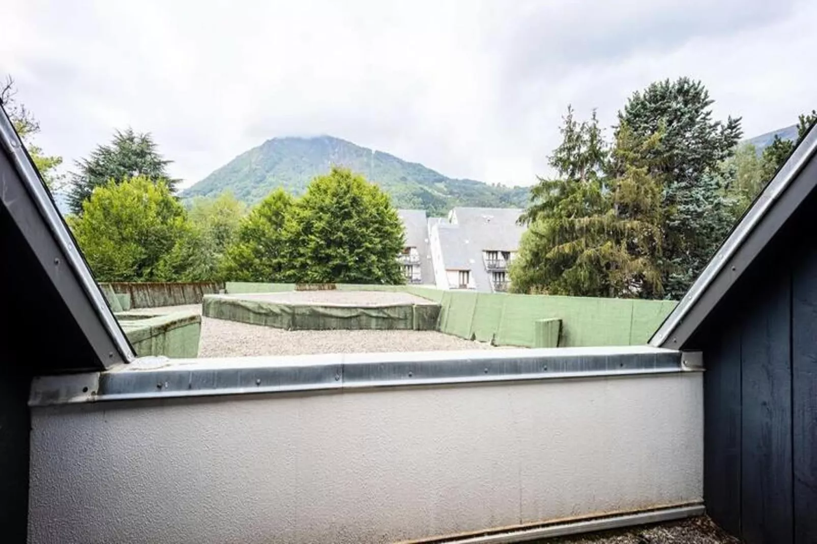 Résidence Royal Milan - Uitzicht zomer