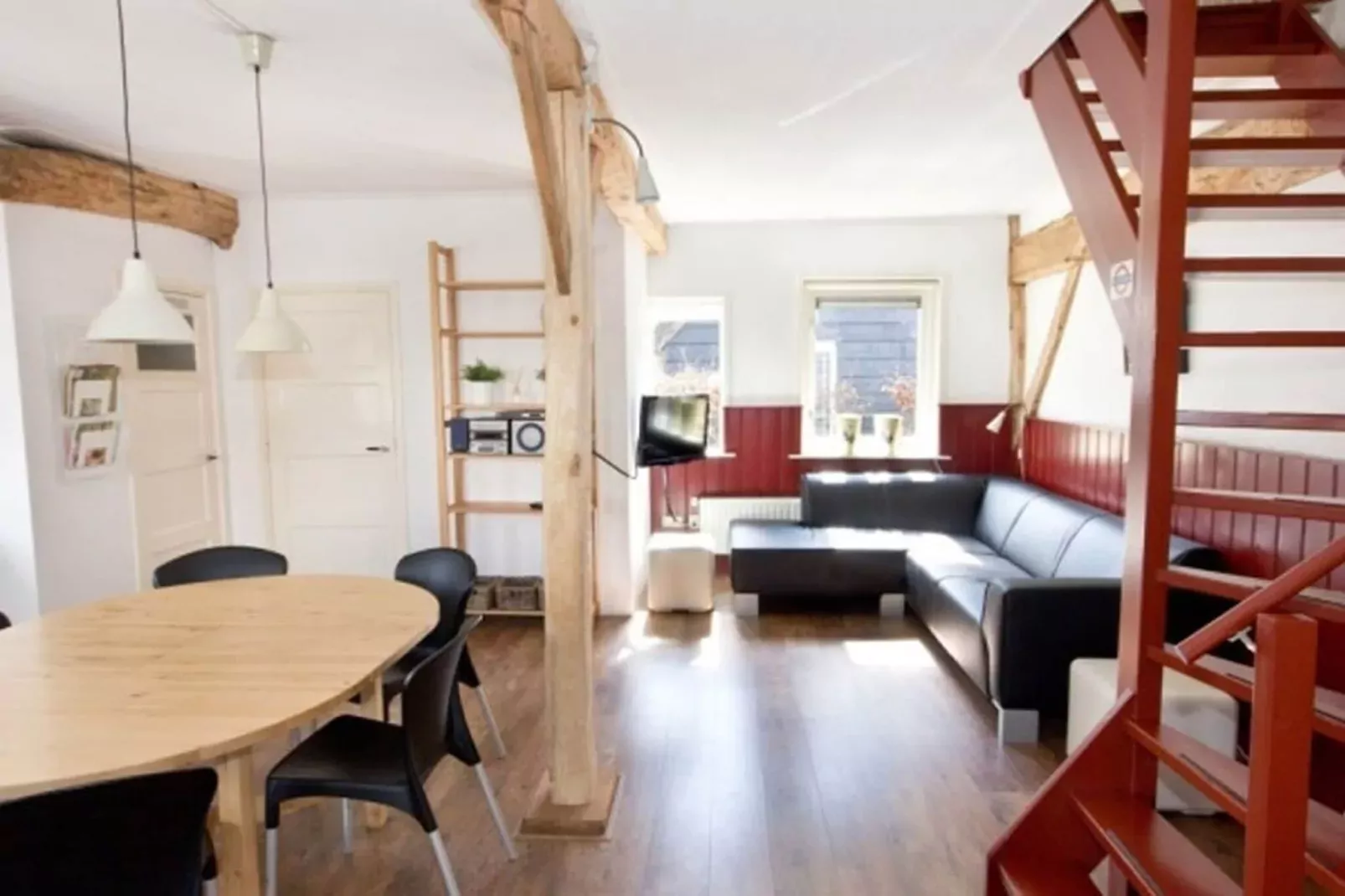 Vakantiewoning Juttepeer-Woonkamer
