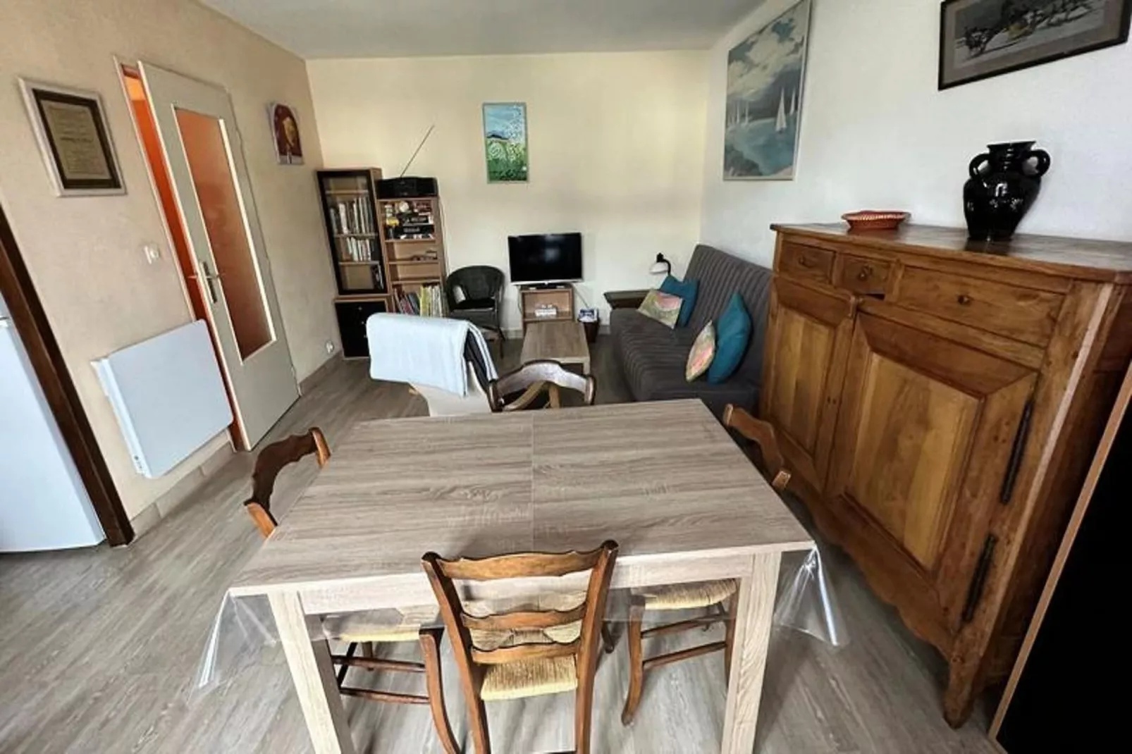 Résidence La Baie De Memard-Eetkamer