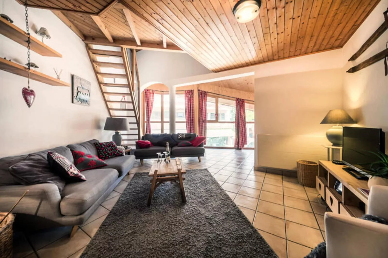 Résidence Morzna-Eetkamer