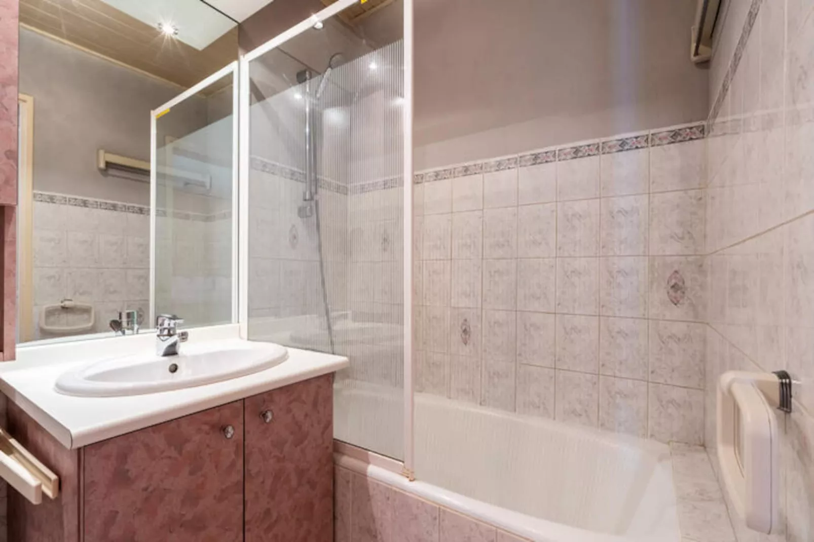 Résidence Piscine-Image-tags.