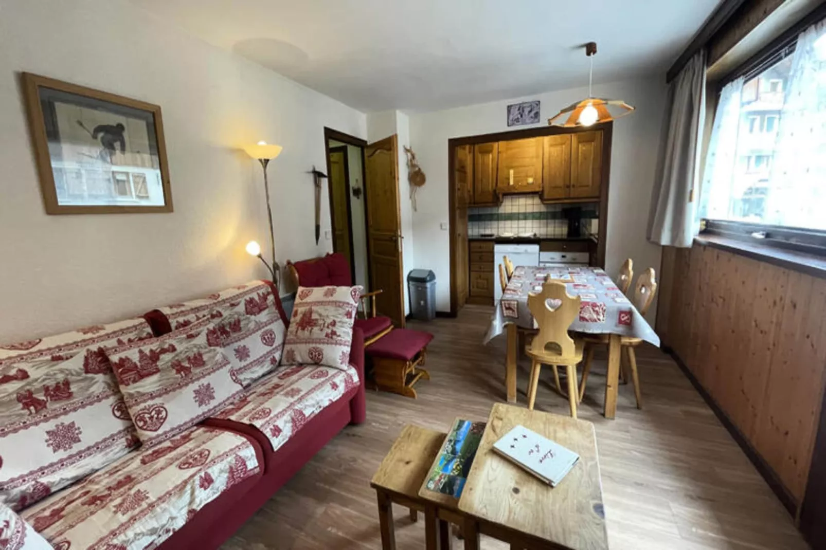 Appartements à La Clusaz-Eetkamer