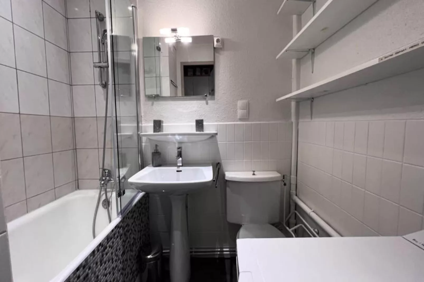 Studio à La Clusaz-Badkamer