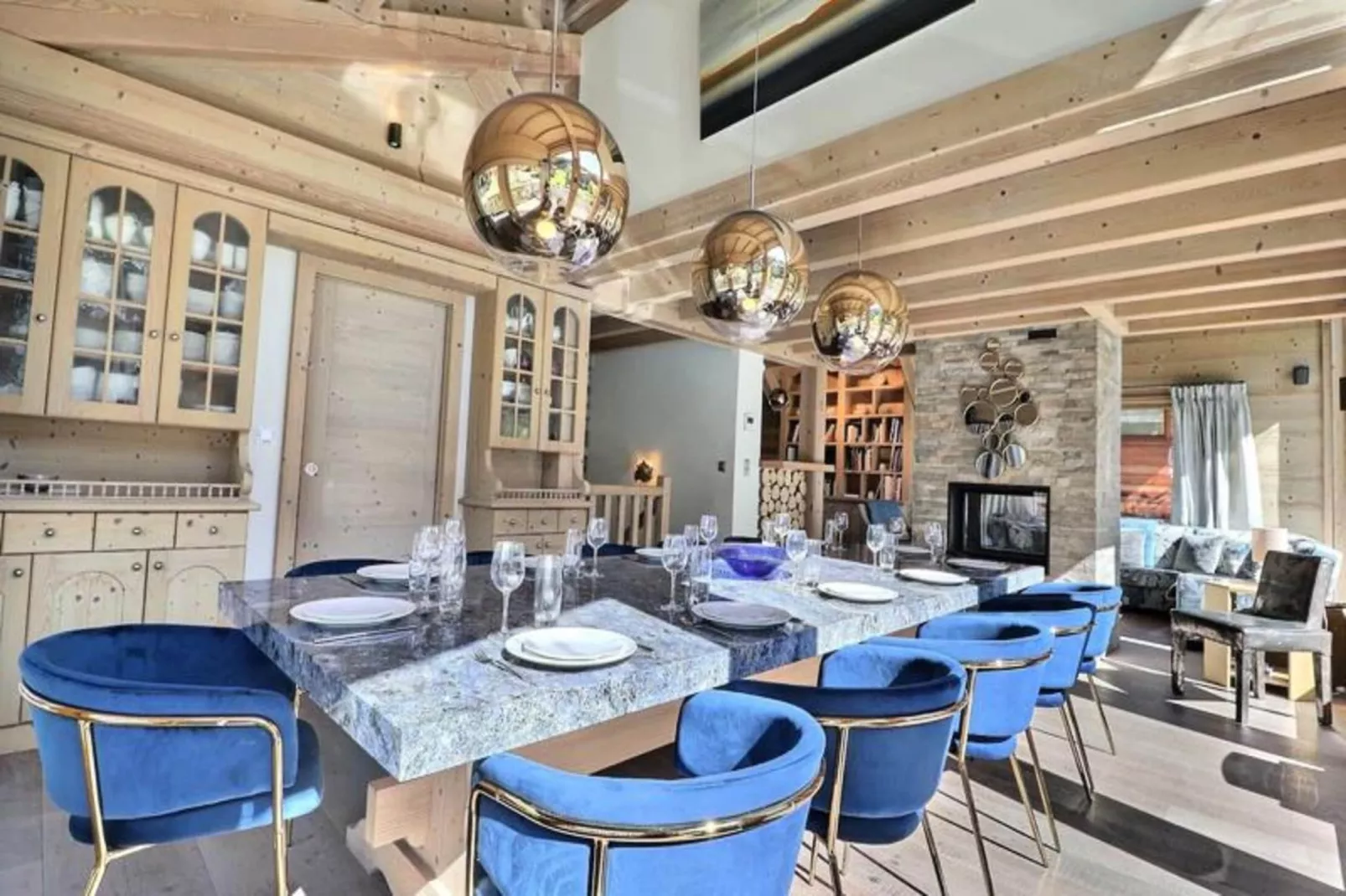 Résidence Explorer Meleze-Buitenkant zomer