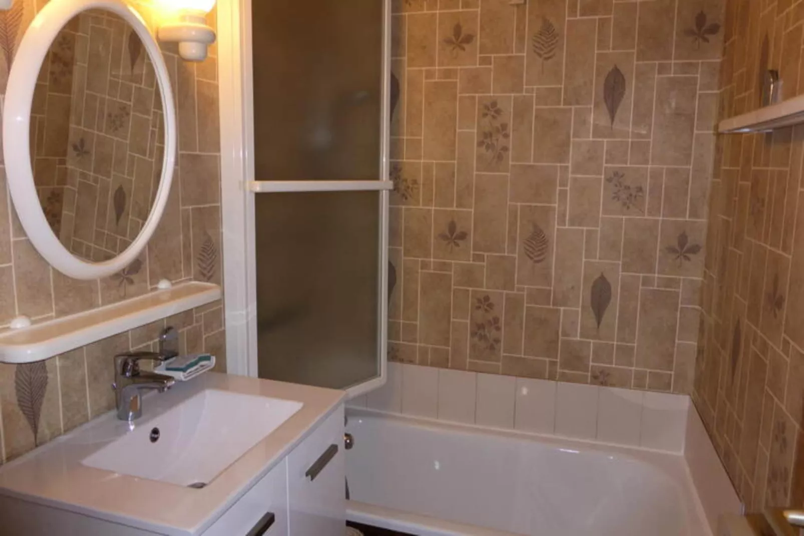 Résidence Le ChÂteau Bruyeres-Buitenkant zomer