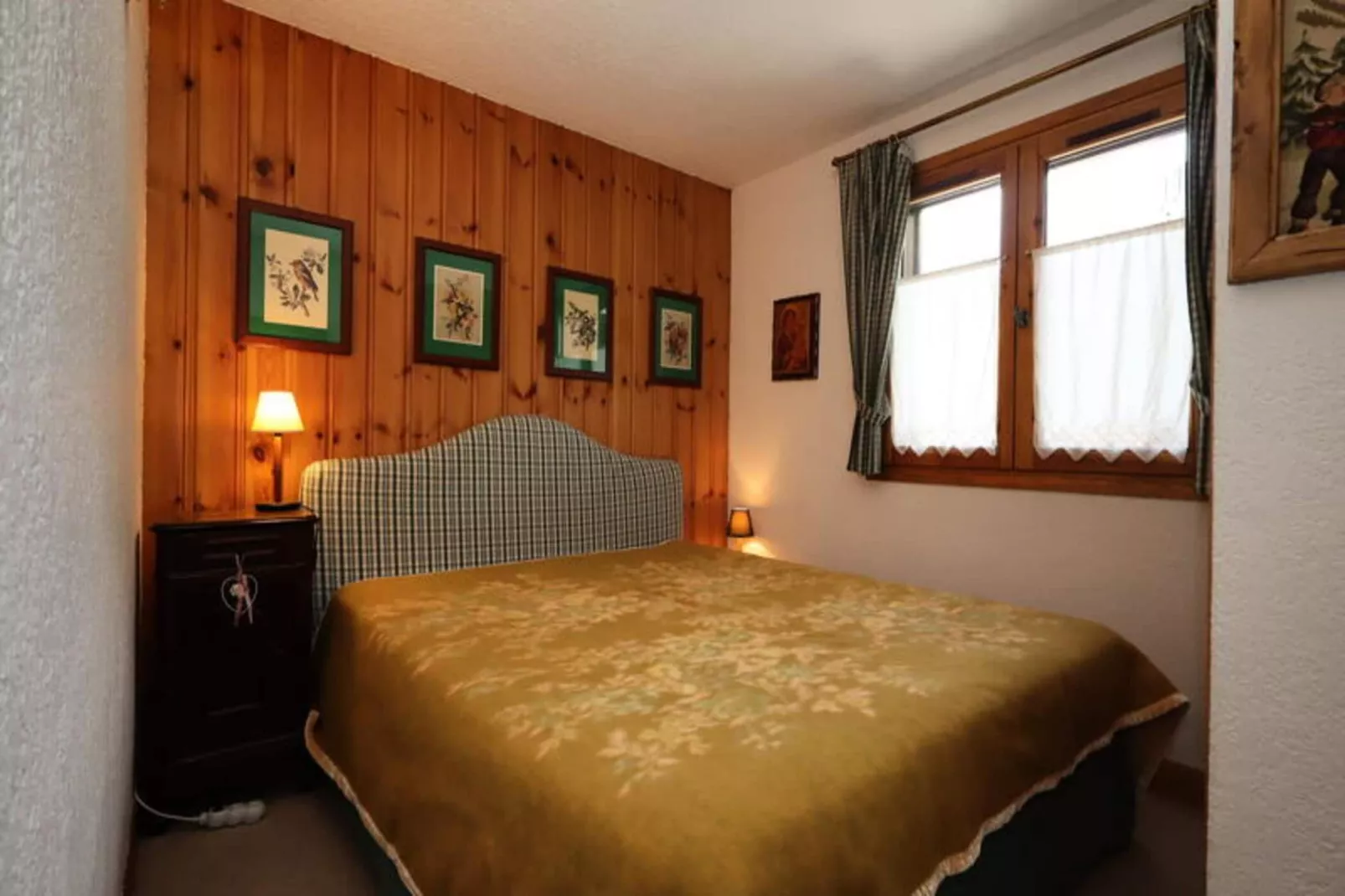 Résidence Les Eaux Rousses-Buitenkant zomer