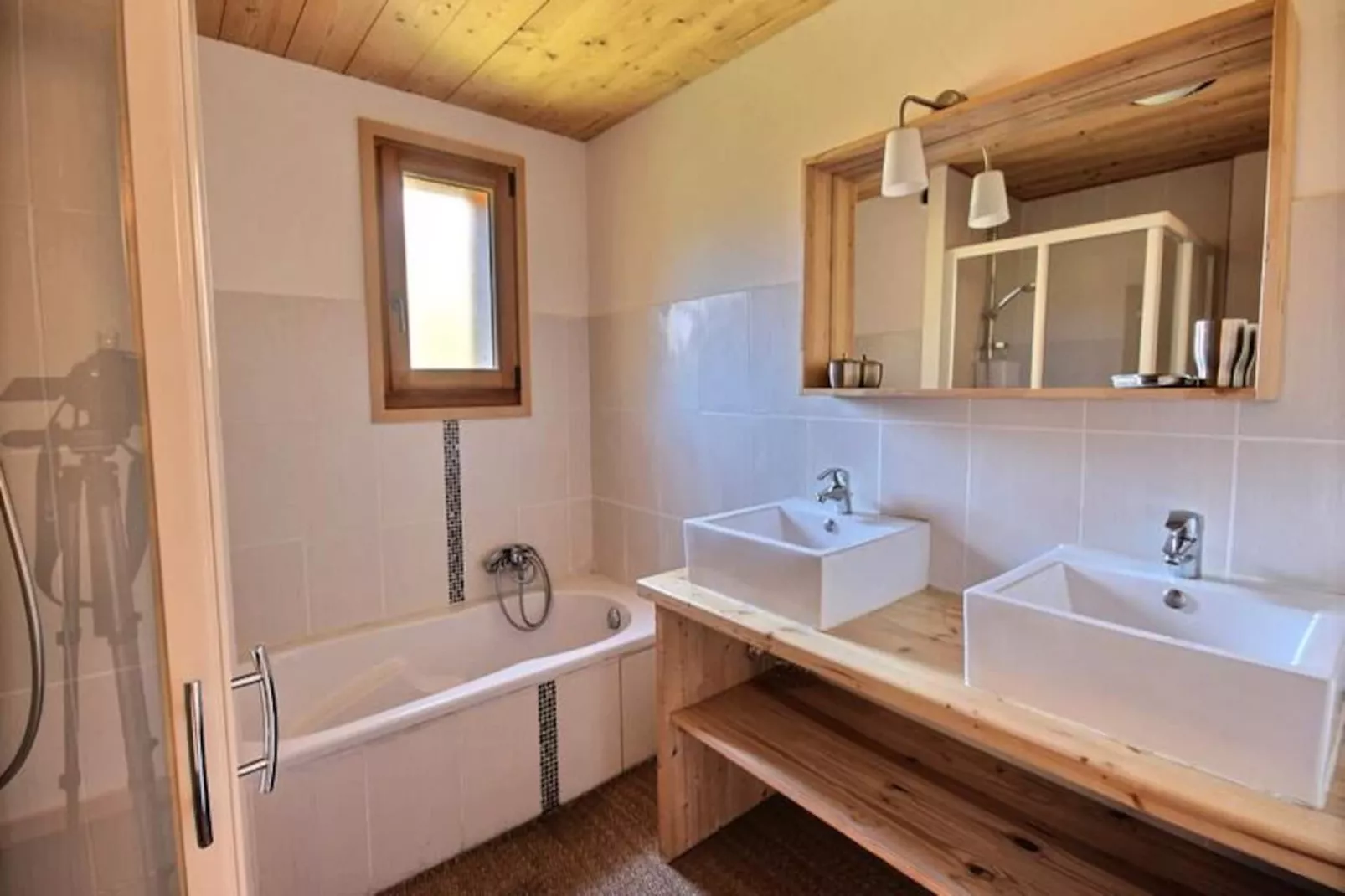 Chalets à Saint Jean d'Aulps-Image-tags.