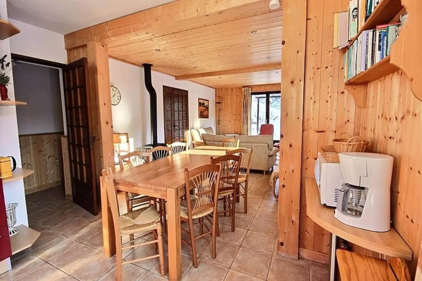 Chalets à Saint Jean d'Aulps-Eetkamer