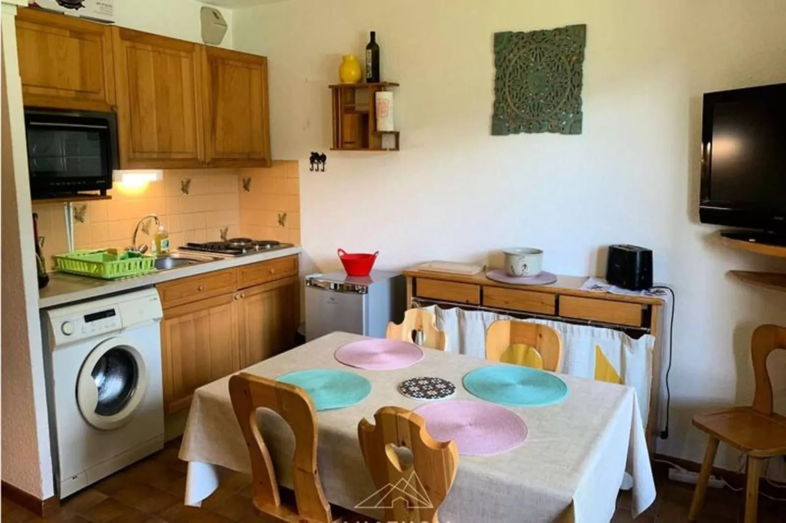 Résidence Millepertuis C-Eetkamer