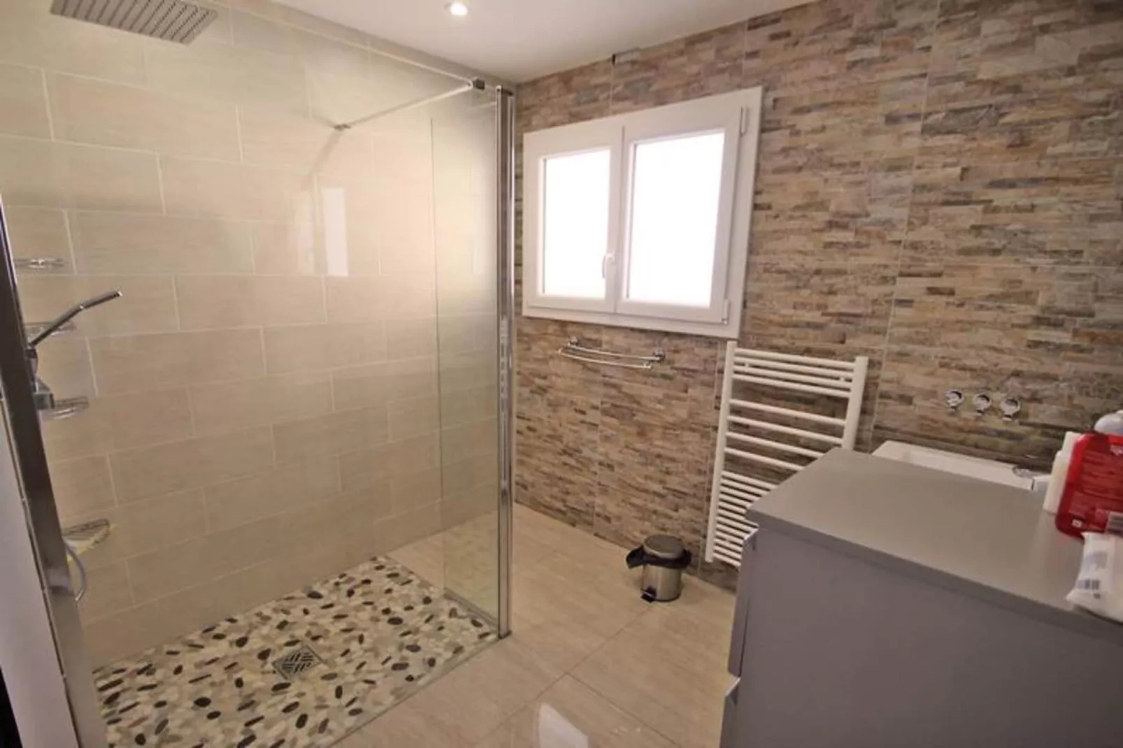 Résidence Les Saisons-Badkamer