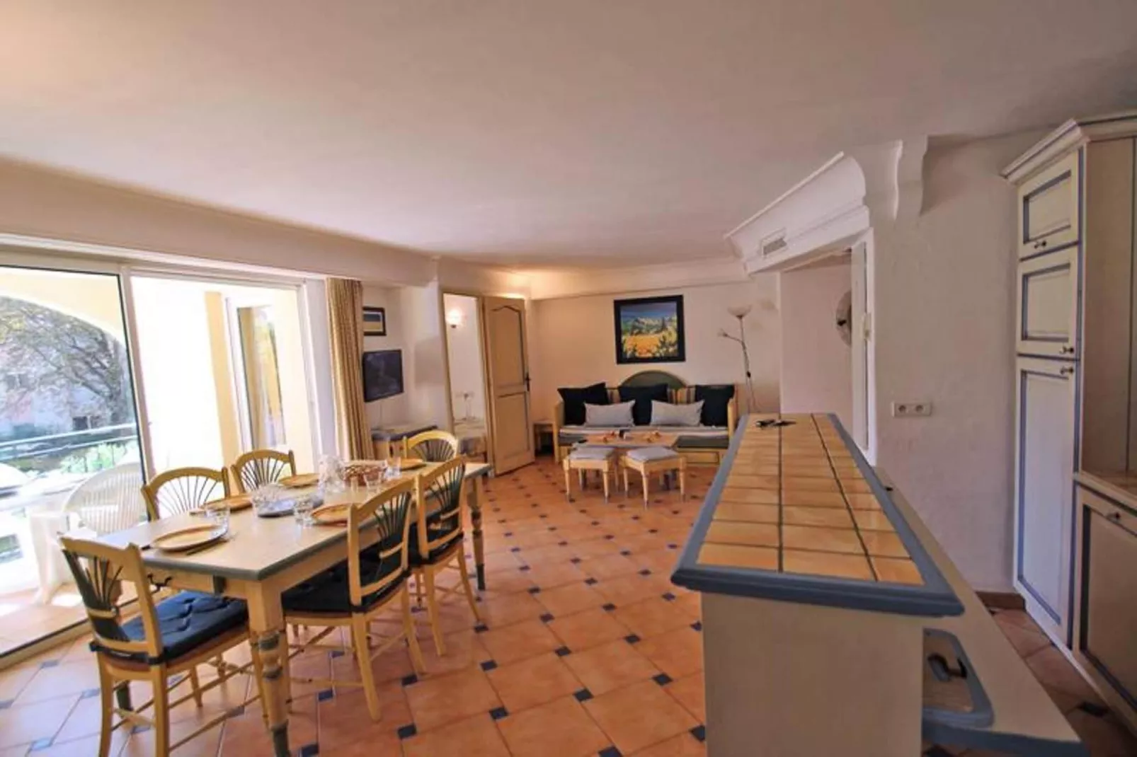 Résidence Port Marine-Eetkamer